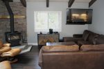 Mammoth Condo Rental Chateau Blanc 1: Livingroom sectional couch and flat screen TV